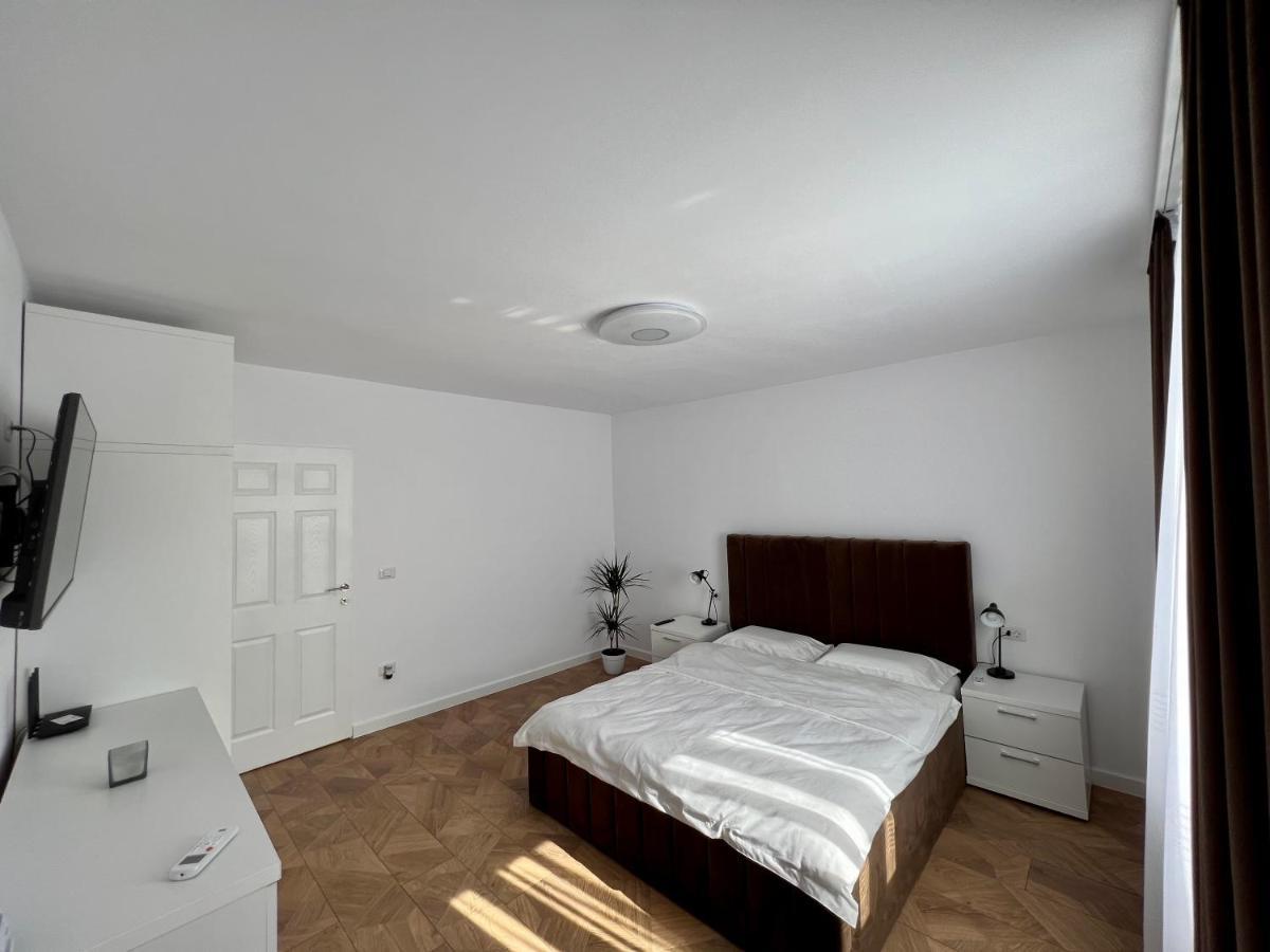 Ancodirect Apartments Rădăuţi エクステリア 写真